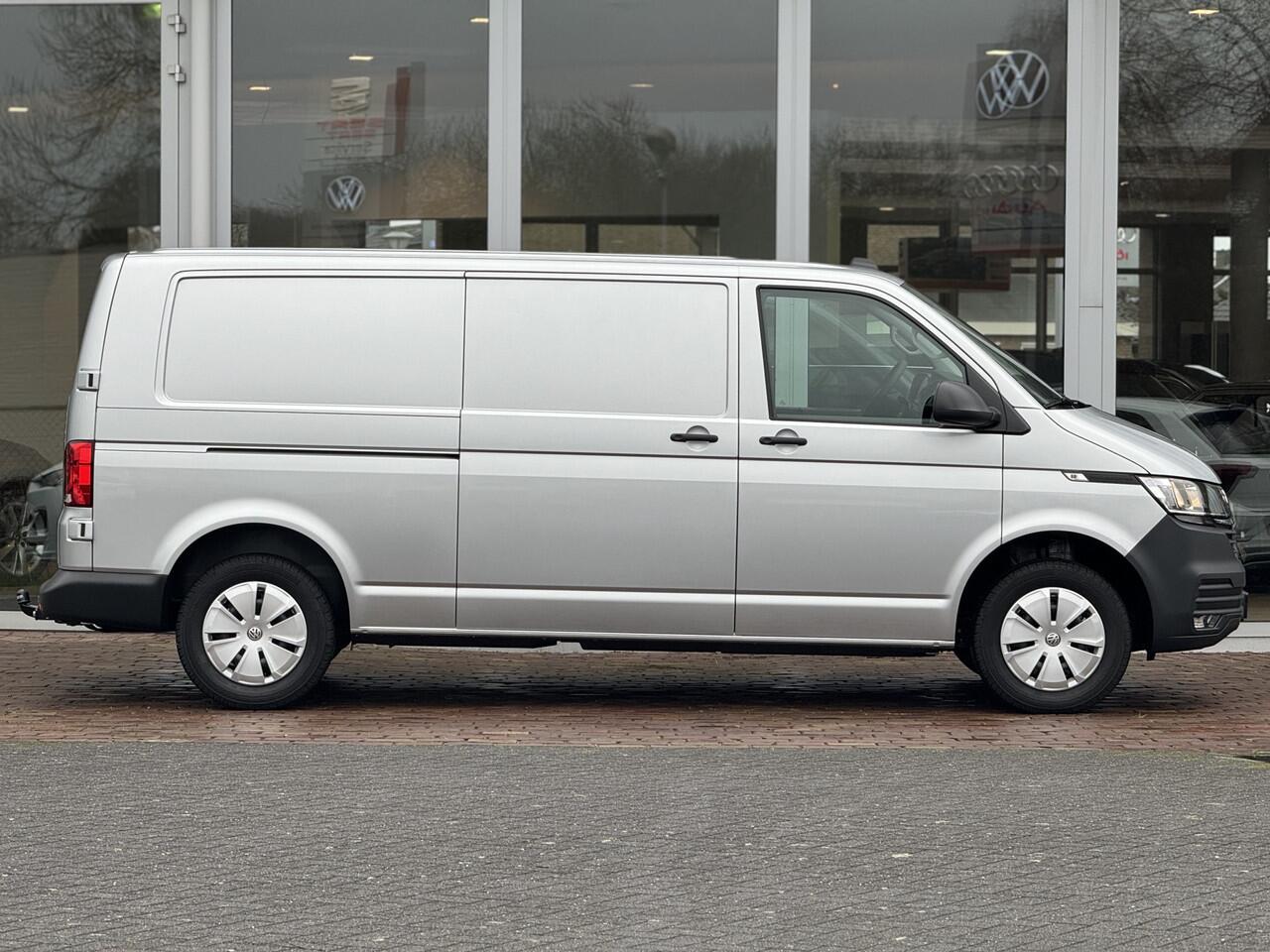 Volkswagen TRANSPORTER 2.0 TDI L2H1 28 | Trekhaak | CarPlay | Houten vloer