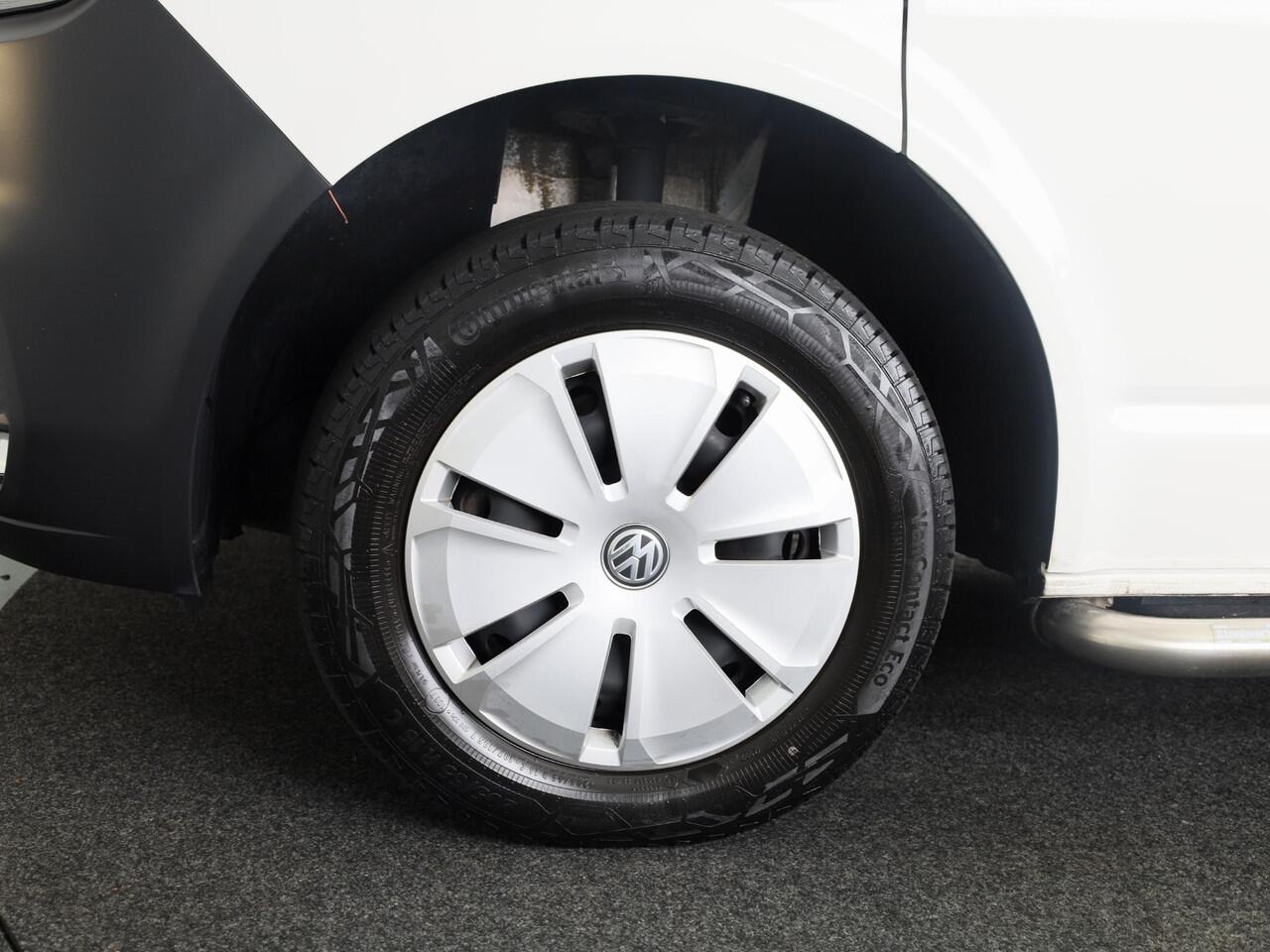 Volkswagen TRANSPORTER Bedrijfswagens Bestelwagen L2 28 2.0 TDI 110 pk | Verlengde garantie | Navigatie via App | Trekhaak | Parkeersensoren achter | Cruise control |