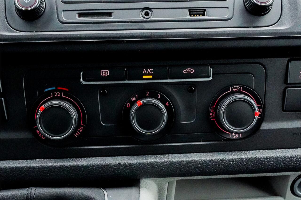 Volkswagen TRANSPORTER 2.0 TDI L1H1 Comfortline | Airco | Vloer | Trekhaak | 3 Persoons |