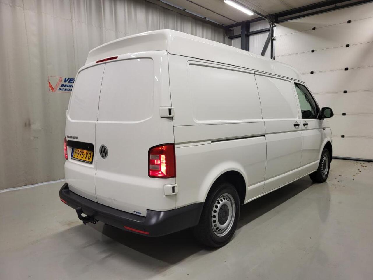 Volkswagen TRANSPORTER 2.0TDI 150pk L2/H2 Automaat Trekhaak Euro 6!