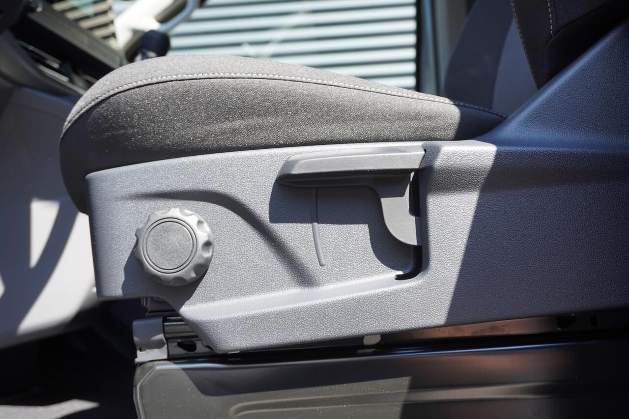 Volkswagen TRANSPORTER 2.0 TDI L2H1 30 Style 150 pk, Navigatie, Climatronic, PDV V + A, Achteruitrijcamera