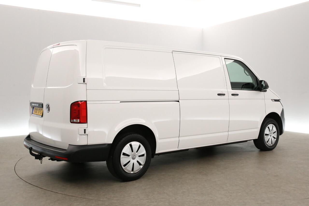 Volkswagen TRANSPORTER 2.0 TDI L2H1 | Airco | Carplay | Cruise | Trekhaak | Navi | Parkeersensoren