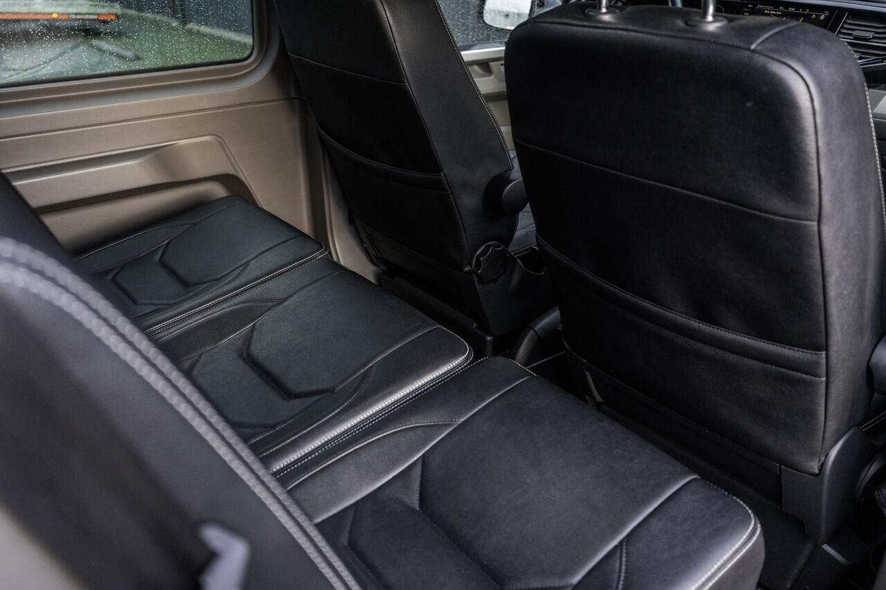 Volkswagen TRANSPORTER 6.1 2.0 TDI L2H1 | DC | Bulli | 200PK | Leder | Carplay | Virtual | Adapt Cruise