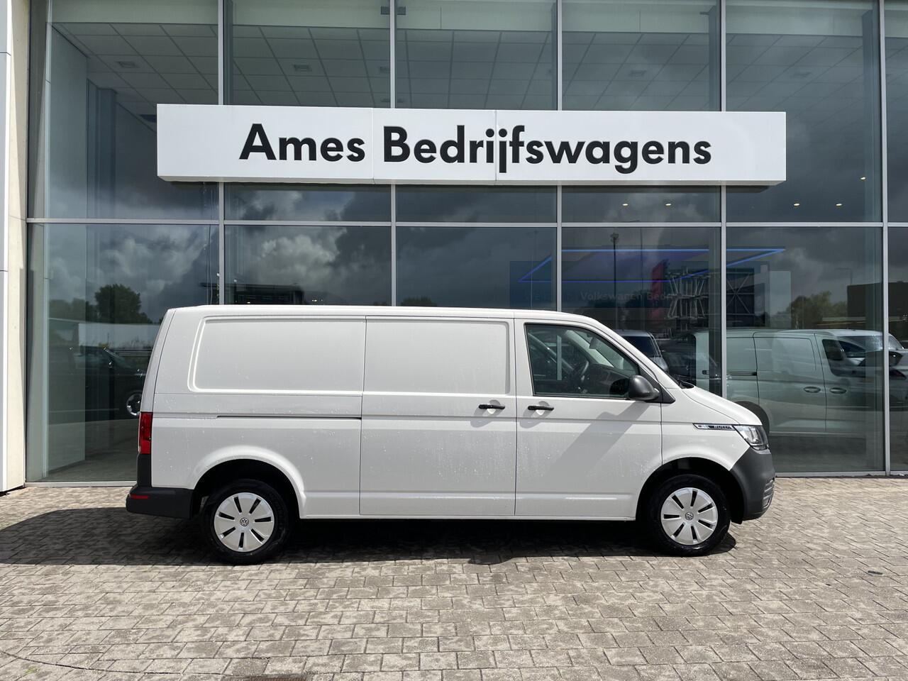 Volkswagen TRANSPORTER 2.0 TDI L2H 28 150PK Hand 3 zits | Achterklep met ruit | Cruise control