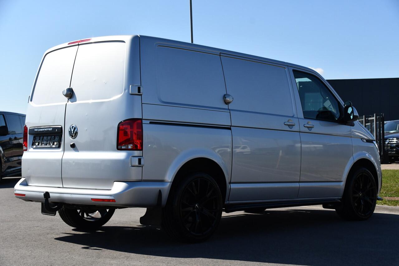 Volkswagen TRANSPORTER 2.0 TDI L1H1 30 Highline PB Edition Adaptieve Cruise, Camera, Carplay, 150PK, LED, Sensoren, Automaat, Multimedia, UNIEK!
