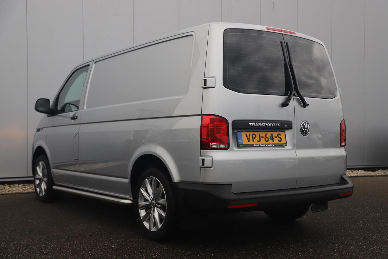 Volkswagen TRANSPORTER 2.0 TDI L1H1 110PK 18 inch Highline LMV Carplay Android Navigatie Airco Schuifdeur Achterdeuren