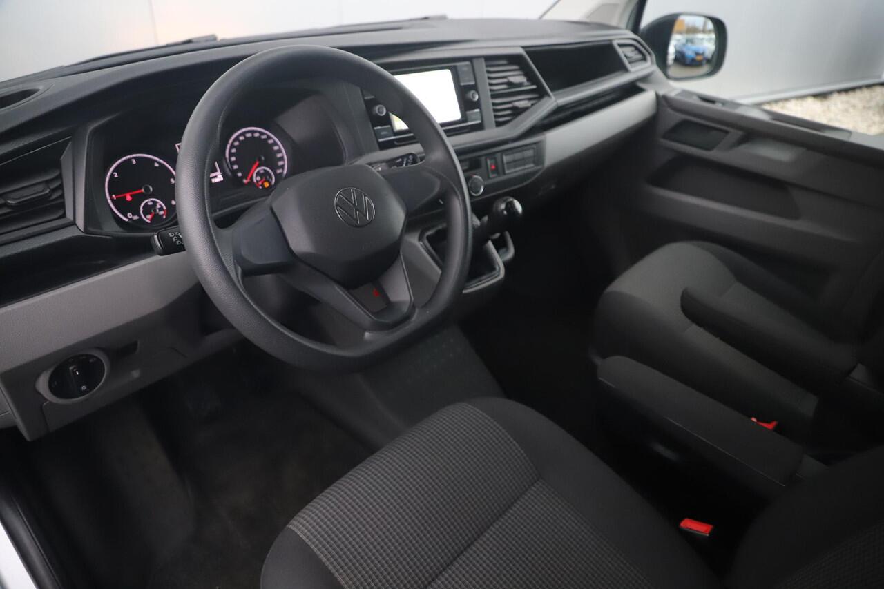 Volkswagen TRANSPORTER 2.0 TDI L1H1 110PK 18 inch Highline LMV Carplay Android Navigatie Airco Schuifdeur Achterdeuren