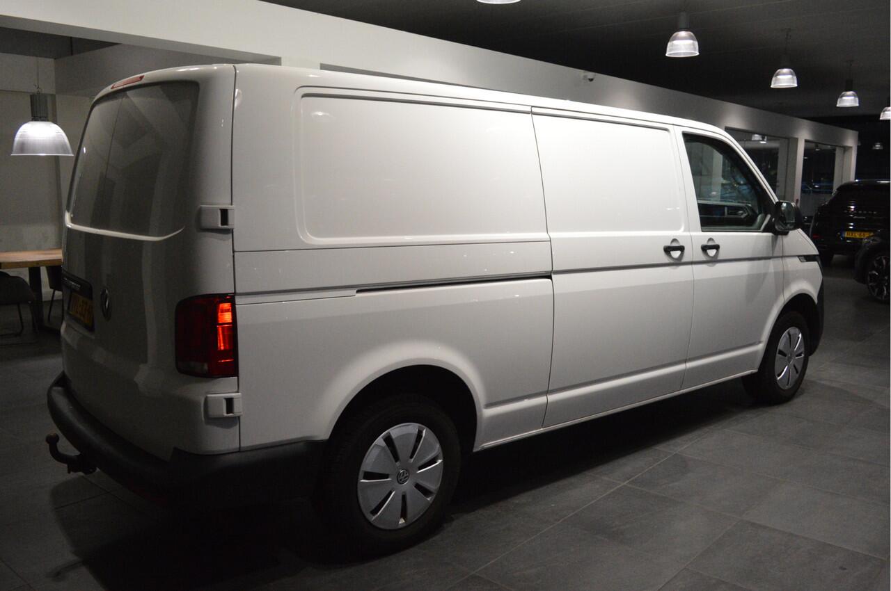 Volkswagen TRANSPORTER 2.0 TDI L2H1 navi airco cruise pdc trekhaak 110 pk !!