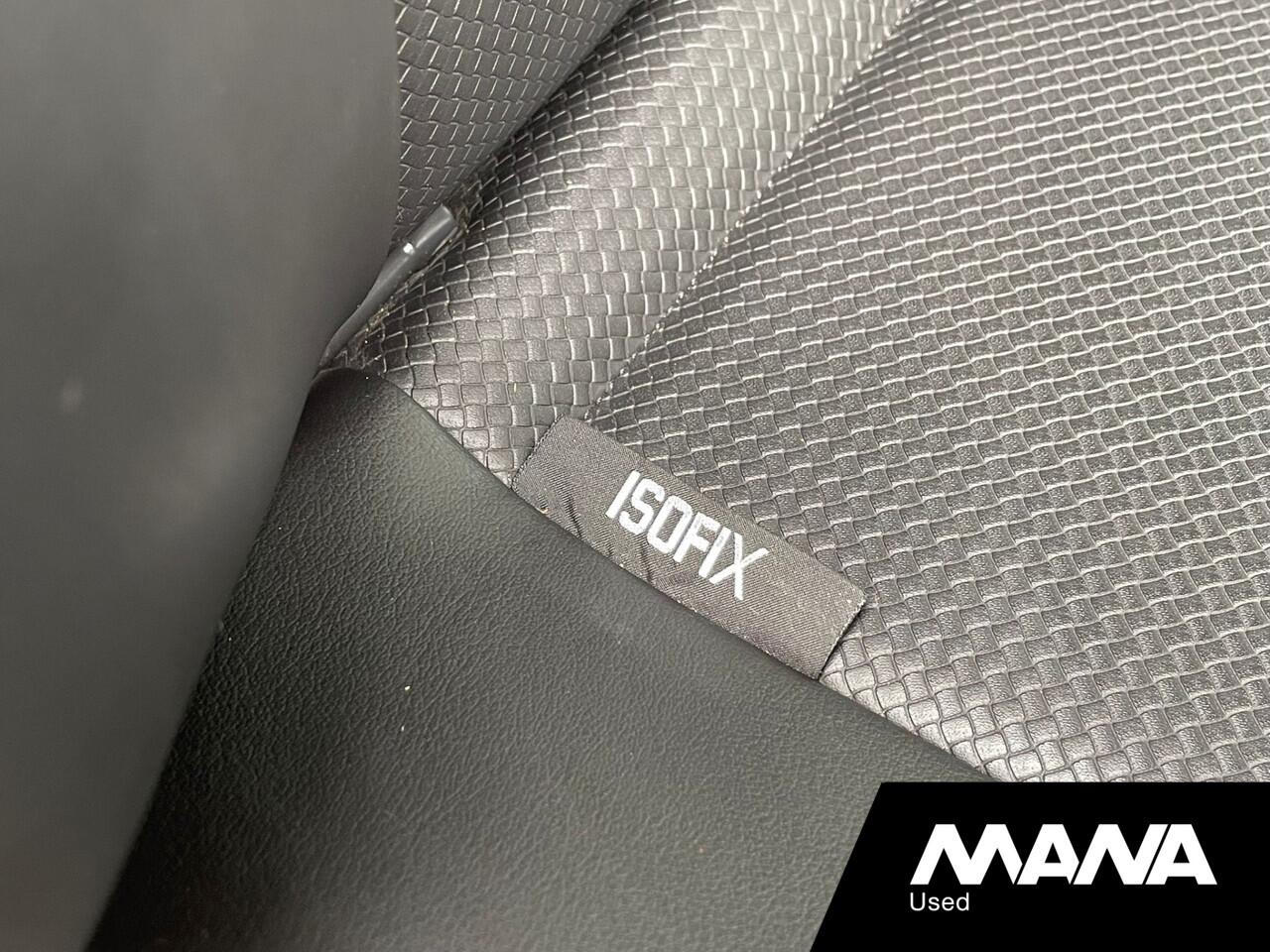 Volkswagen TRANSPORTER 2.0TDI L2H1 102PK DC Comfortline 5 Zits Airco Trekhaak