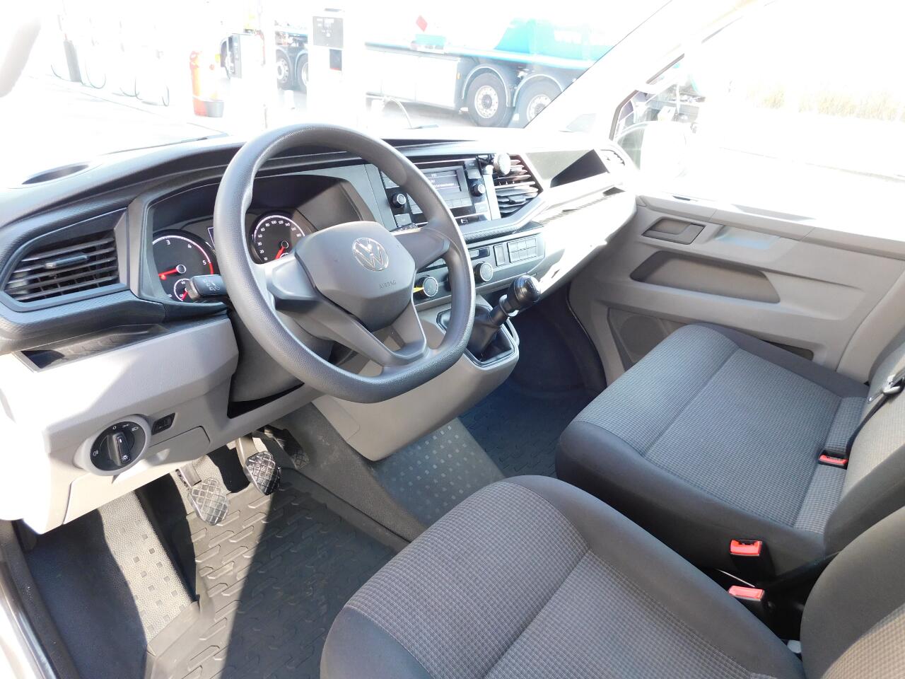 Volkswagen TRANSPORTER 2.0TDI 110PK L1H1! All-in Prijs! Trekhaak!