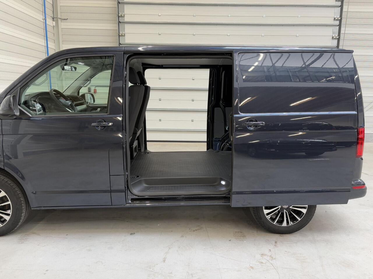 Volkswagen TRANSPORTER 2.0 TDI L1H1 28 Bulli
