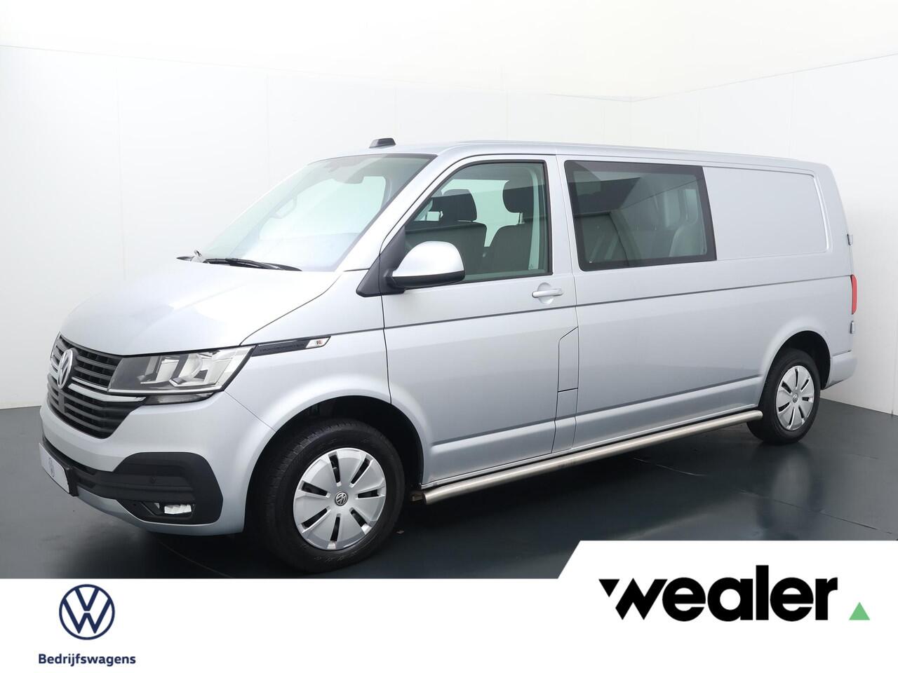 Volkswagen TRANSPORTER 2.0 TDI L2H1 30 DC Highline | 150 PK | Automaat | Trekhaak | Climate control | Parkeersensoren |