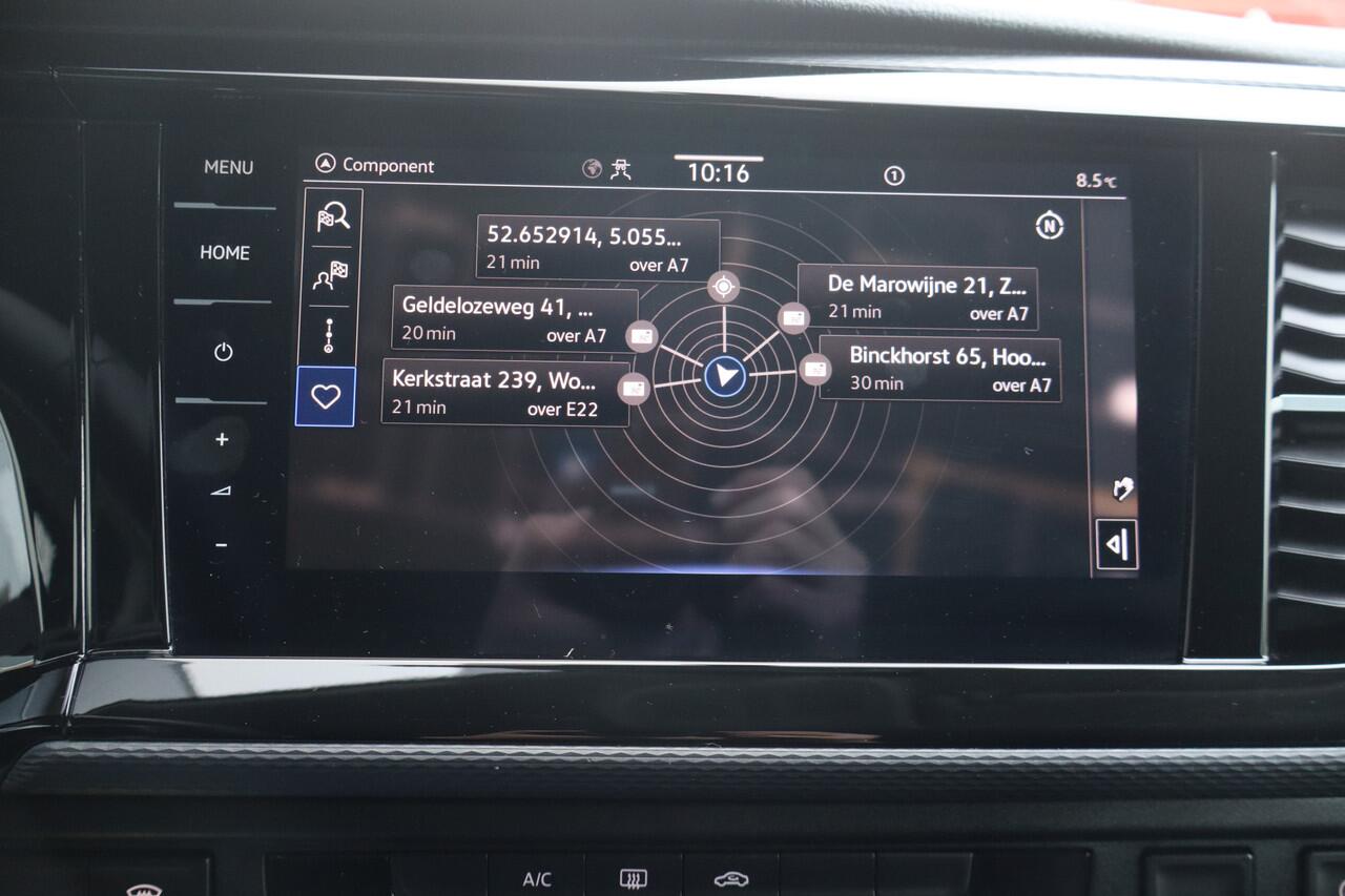 Volkswagen TRANSPORTER 2.0 TDI L2H1 30 DC Bulli NL-Auto!! Camera I Apple Car-Play