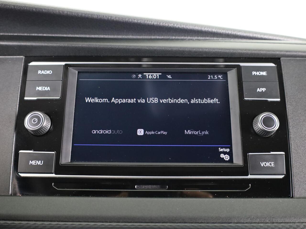 Volkswagen TRANSPORTER 2.0 TDI L2H3 28 110 PK | Verlengde garantie | Navigatie via app | Trekhaak | Parkeersensoren | Cruise control |