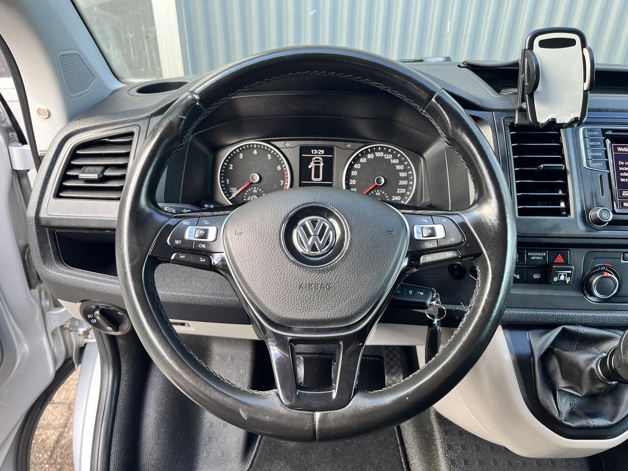 Volkswagen TRANSPORTER 2.0 TSI L1H1 Benzine/Cng Dubbele Schuifdeur Airco Cruise controle Bpm vrij Trekhaak Klep achter Stand kachel Euro 6 Benzine Ideaal voor ombouw naar Camper !!