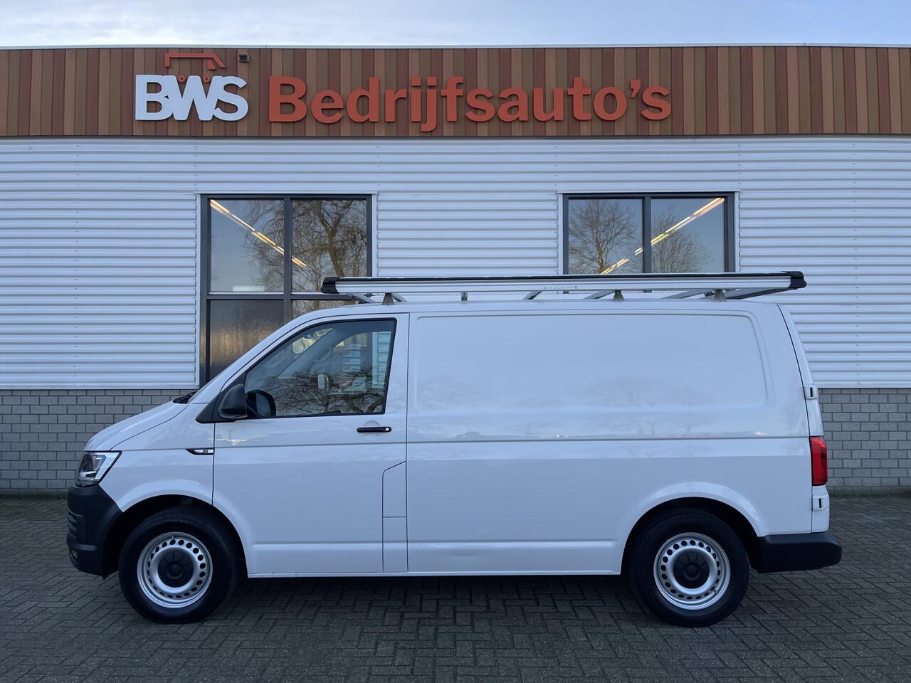 Volkswagen TRANSPORTER 2.0 TDI L1H1 Comfortline / vaste prijs rijklaar ¤ 15.950 ex btw / lease vanaf ¤ 311 / Bott ingerichte laadruimte / airco / cruise / imperial / trekhaak 2200 kg ! / euro 6