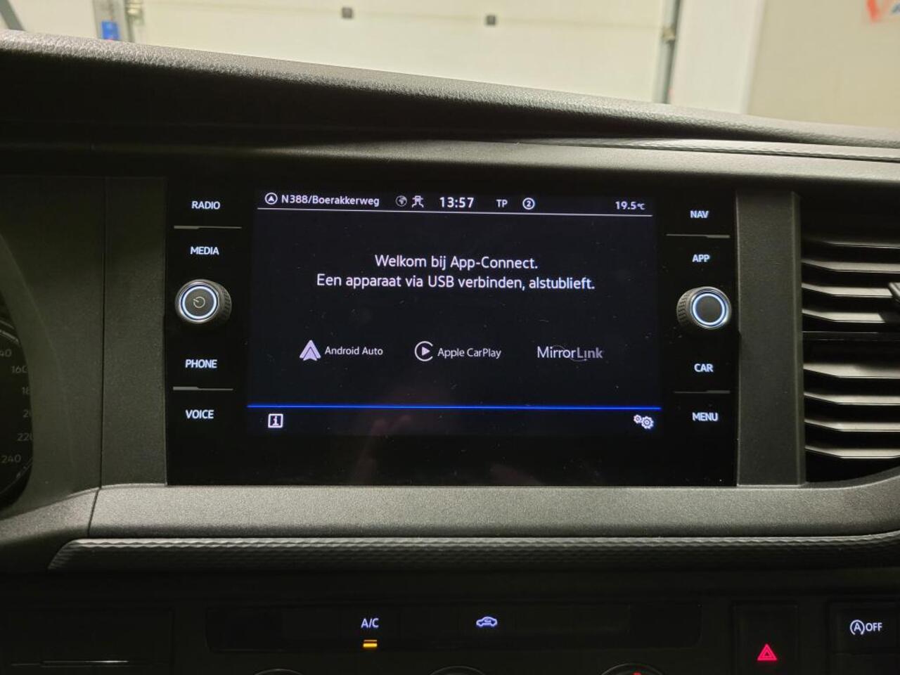 Volkswagen TRANSPORTER 2.0TDI 110pk L2/H1 2X Schuifdeur Euro 6!