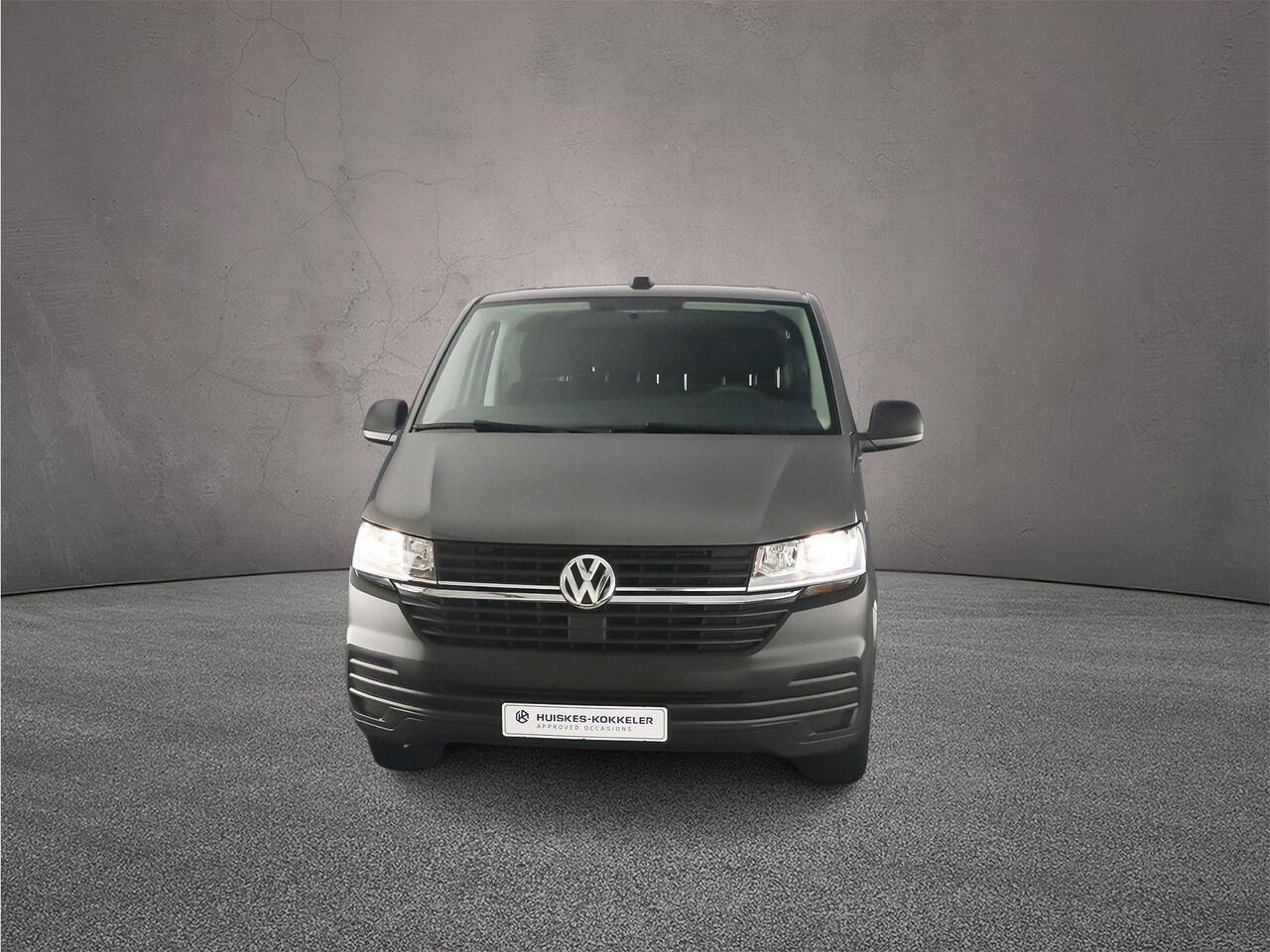 Volkswagen TRANSPORTER 2.0 TDI 110pk L2 Dubbele Cabine | 6-zitplaatsen | Betimmering | Trekhaak | Navigatie (Apple carplay / Android Auto)