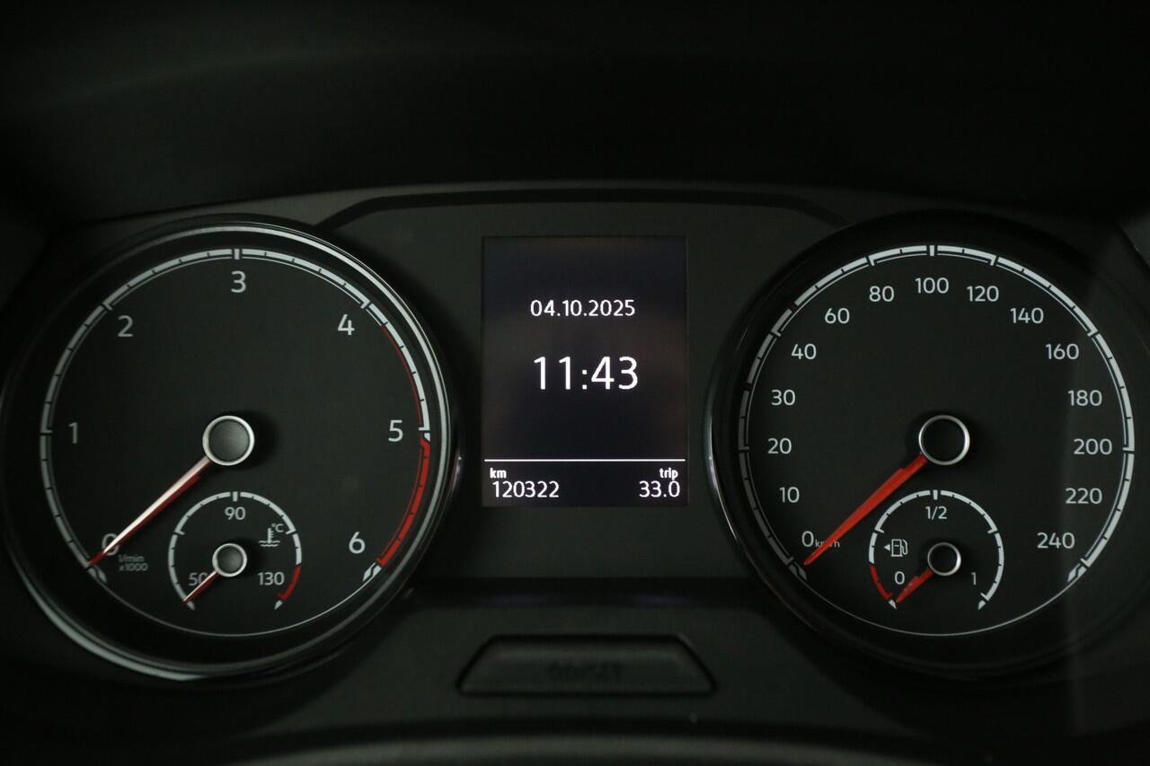 Volkswagen TRANSPORTER 2.0 TDI 140PK L1H1 | Airco | Cruise | Carplay | 3-Zits | Parkeersens.