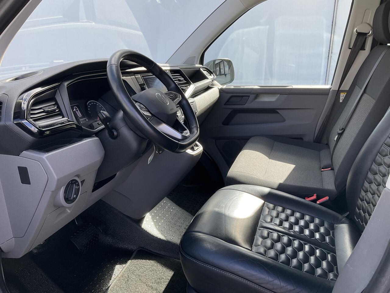 Volkswagen TRANSPORTER 6-Pers 2.0 TDI L2H1 DC Bulli Leer Cam Trekhaak Lang 6 Persoons Dubbele Cabine