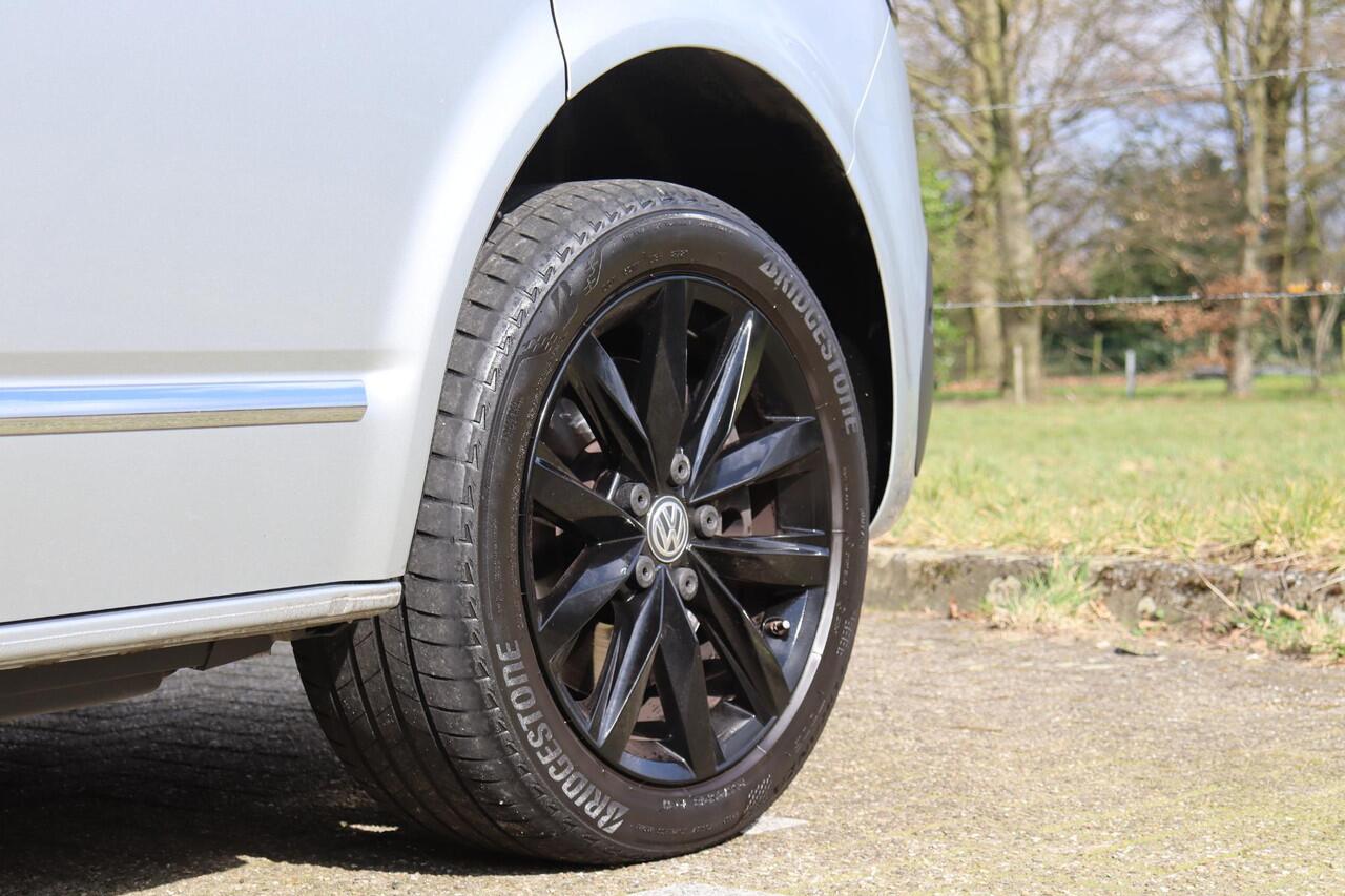 Volkswagen TRANSPORTER 2.0 TDI L2H1 32 DC Highline 150KW Caravelle