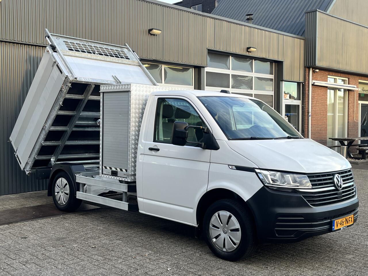 Volkswagen TRANSPORTER 2.0 TDI 150pk T6.1 Pick up Kipper Airco Cruise controle 1e eigenaar Telefoonverbinding Dealer onderhouden Gereedschapskist 3-Persoons Kieper P-up Euro 6