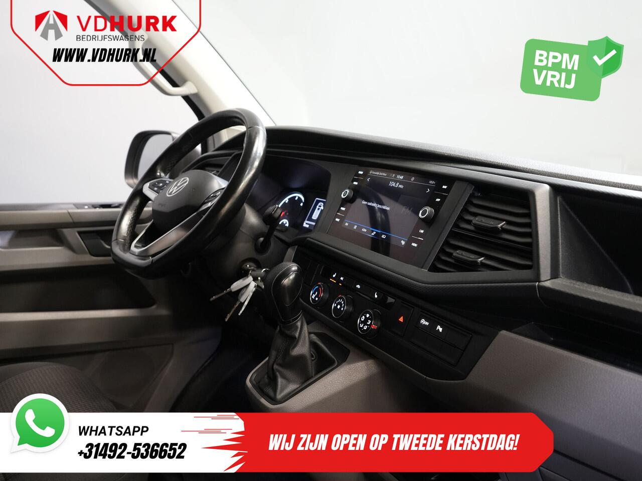 Volkswagen TRANSPORTER 2.0 TDI 150 pk DSG Aut. L2 BPM VRIJ! Adapt.Cruise/ LED/ 2x Schuifdeur/ Standkachel/ Carplay/ Stoelverw./ Airco/ Navi/ PDC/ 17"LMV/ Trekhaak