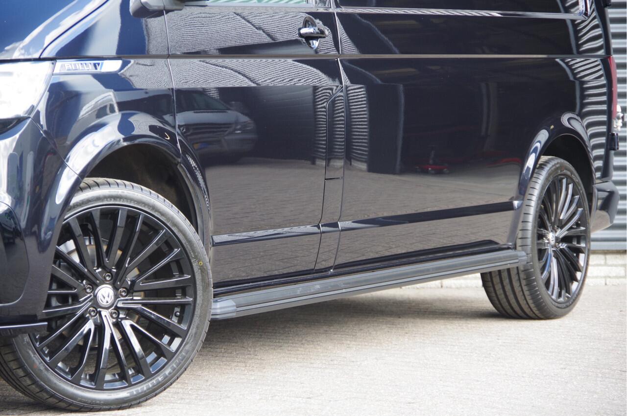 Volkswagen TRANSPORTER 2.0 TDI BULLI L2 150PK AUT. LED, LEDER, VIRTUAL, ADAPT. CRUISE, CAMERA, NAVI, AIRCO, PDC, APPLE CARPLAY