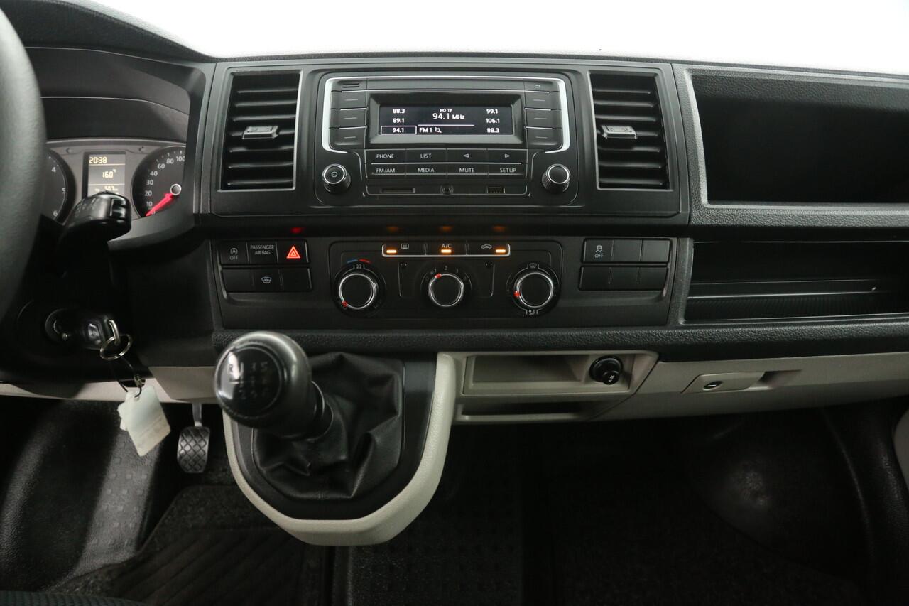 Volkswagen TRANSPORTER 2.0 TDI L1H1 | 150PK | Airco | Trekh. | Cruise | Parkeersens.