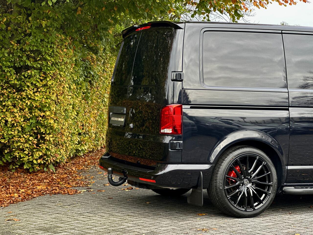 Volkswagen TRANSPORTER 2.0 TDI 150pk | DSG | Black Edition | L1 | Digitaal Display | LED | Adapt Cruise | Trekhaak | Ex btw