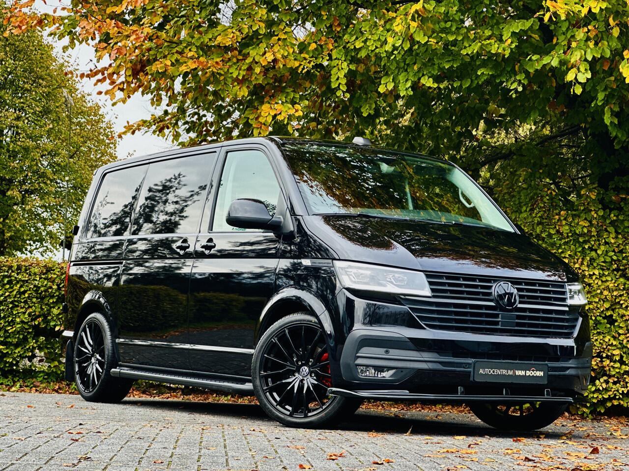 Volkswagen TRANSPORTER 2.0 TDI 150pk | DSG | Black Edition | L1 | Digitaal Display | LED | Adapt Cruise | Trekhaak | Ex btw