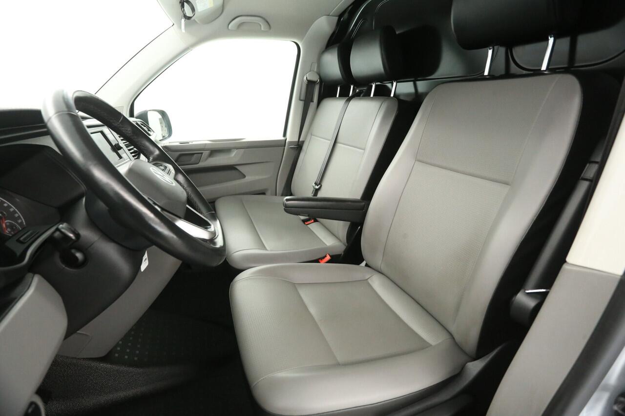 Volkswagen TRANSPORTER 2.0 TDI 150PK L2H1 | Euro6 | Aut. | Airco | 3-Zits | Adap. Cruise | Carplay | Stoelverw. | Trekh. | 2xSchuifdeur