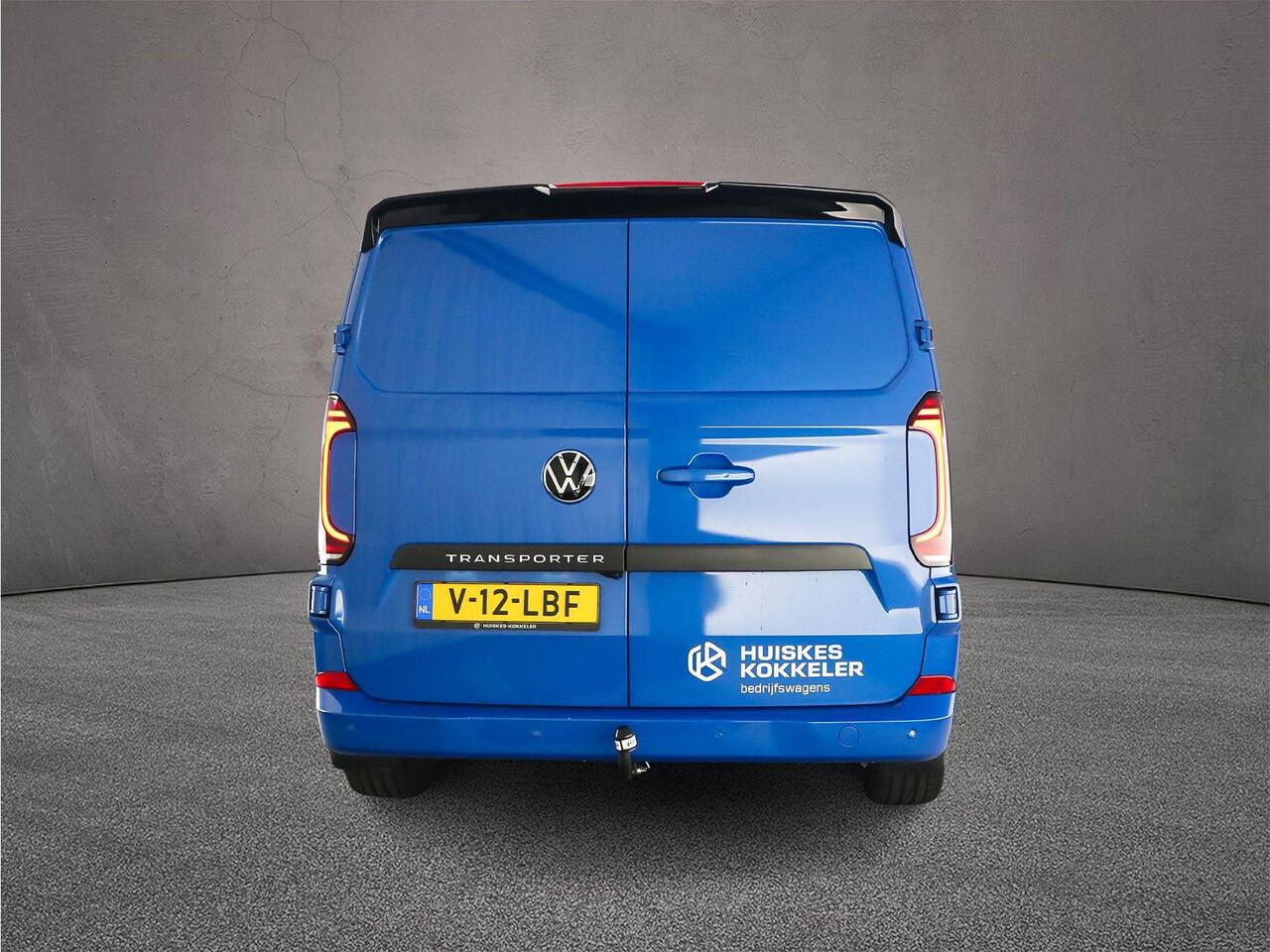 Volkswagen TRANSPORTER Dubbel Cabine T7 2.0 TDI 170pk Automaat L2 Bulli Intro | BPM-vrij | 19" | Leder