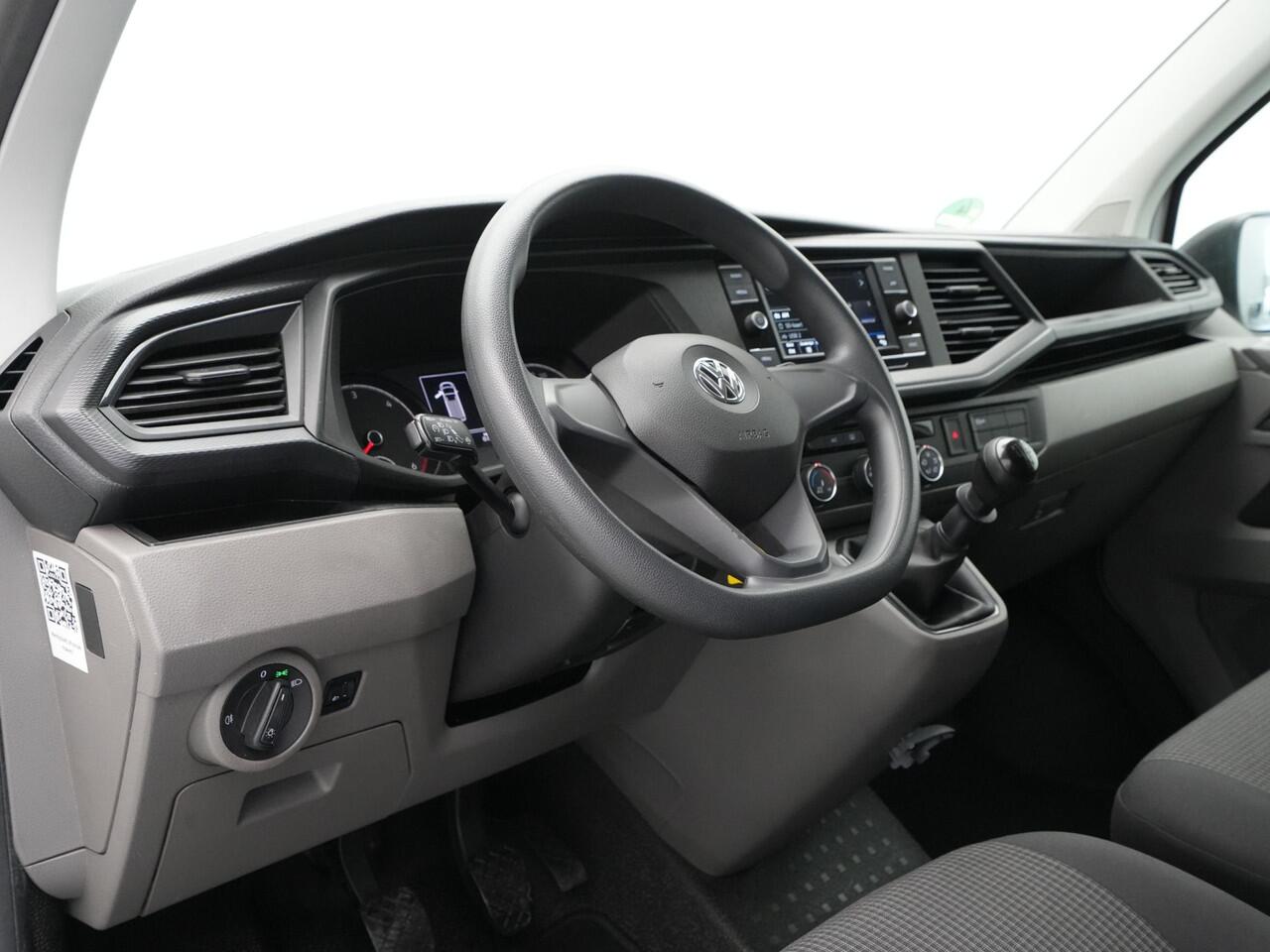 Volkswagen TRANSPORTER 2.0 TDI L1H1 26 Economy Business Navi via App Pdc Airco Cruise