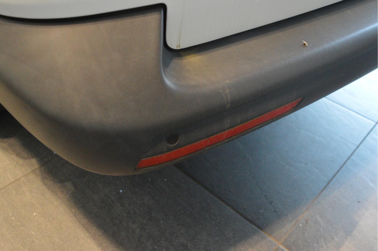 Volkswagen TRANSPORTER 2.0 TDI L2H1 navi airco cruise pdc trekhaak 110 pk !!