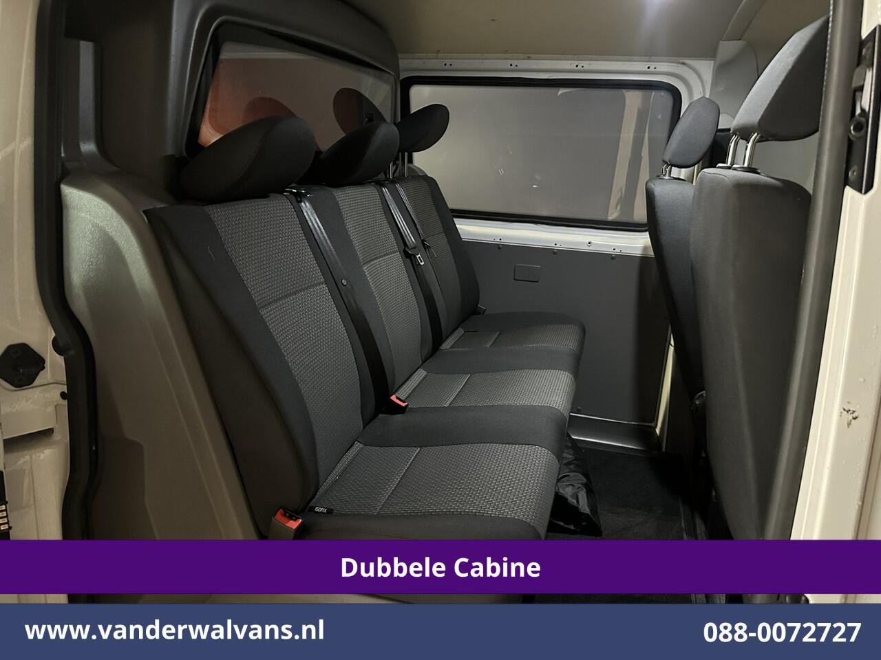 Volkswagen TRANSPORTER 2.0 TDI L2H1 Dubbele Cabine Euro6 Airco | 5-Zits | Navigatie | Trekhaak | Apple Carplay Android Auto, Cruisecontrol, Parkeersensoren
