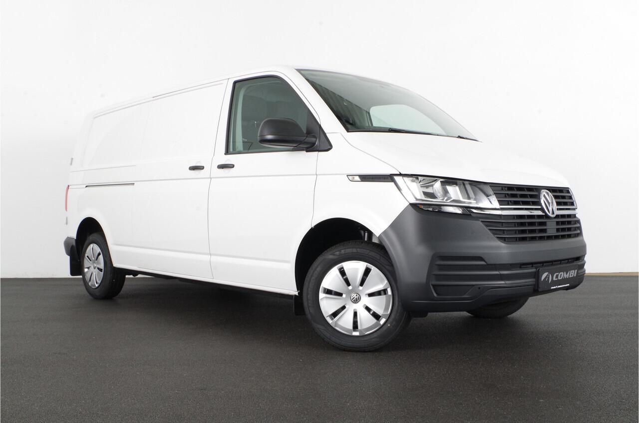 Volkswagen TRANSPORTER 2.0 TDI L2H1 28 >BPM vrij | Direct leverbaar/110pk/navi/cruise/Lederen stuur/Apple Carplay/Android Auto Operational lease is ook mogelijk! 4557