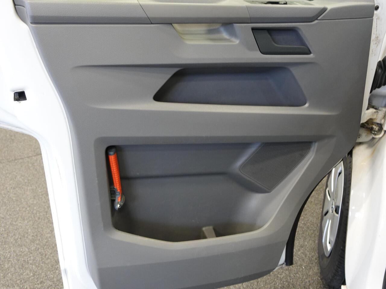 Volkswagen TRANSPORTER 110pk L2H1 Executive 2x Schuifdeur Navigatie Cruisecontrol Airco