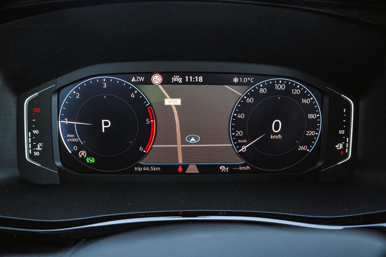 Volkswagen TRANSPORTER 2.0 TDI 204PK DSG L2H1 DUB/CAB LED LEDER NAVI Volkswagen Transporter 2.0 TDI L2H1 30 DC