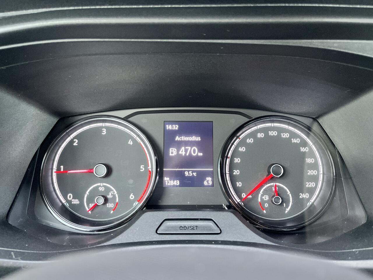 Volkswagen TRANSPORTER 2.0 TDI L2 Pick up open laadbak Pick-up met Airco Telefoonverbinding 3-Persoons 1e eigenaar Dealer onderhouden P-up Bakwagen Doka Pritsche Euro 6