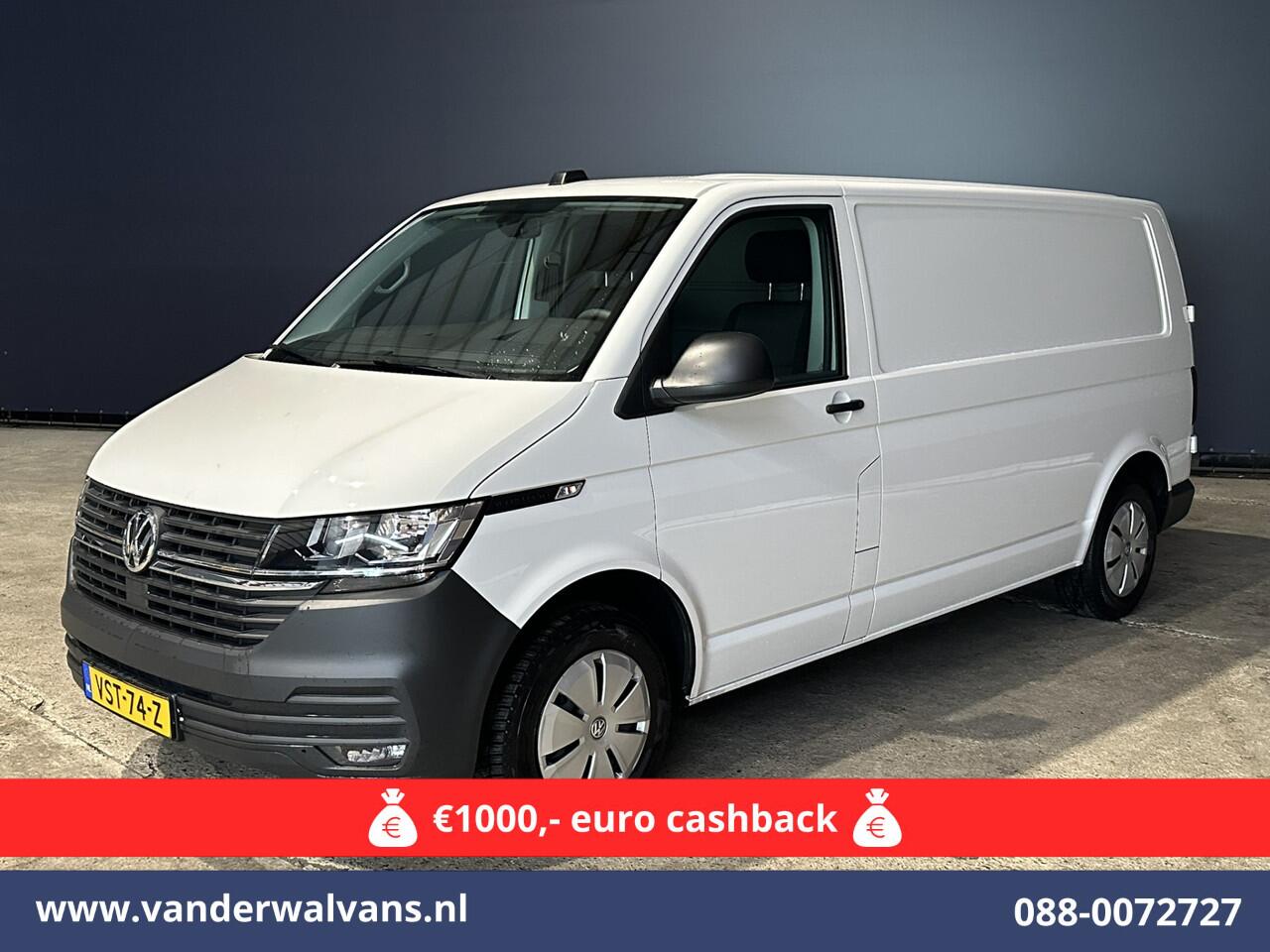 Volkswagen TRANSPORTER 2.0 TDI 150pk L2H1 Euro6 Airco | 2500kg Trekhaak | Apple Carplay | Android Auto Parkeersensoren, Cruisecontrol
