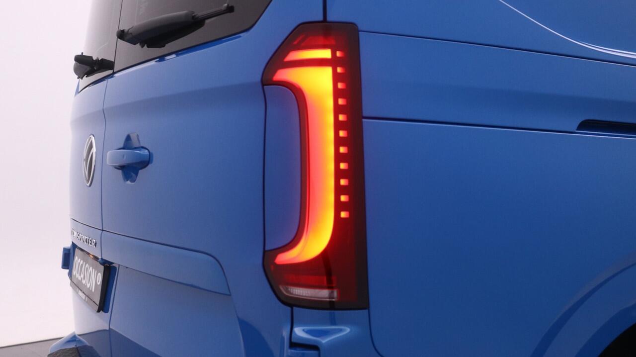 Volkswagen TRANSPORTER Dubbel Cabine L2H1 2.0 TDI 170pk 2.8T Automaat Bulli /Demonstratieauto /5-persoons /2x schuifdeur