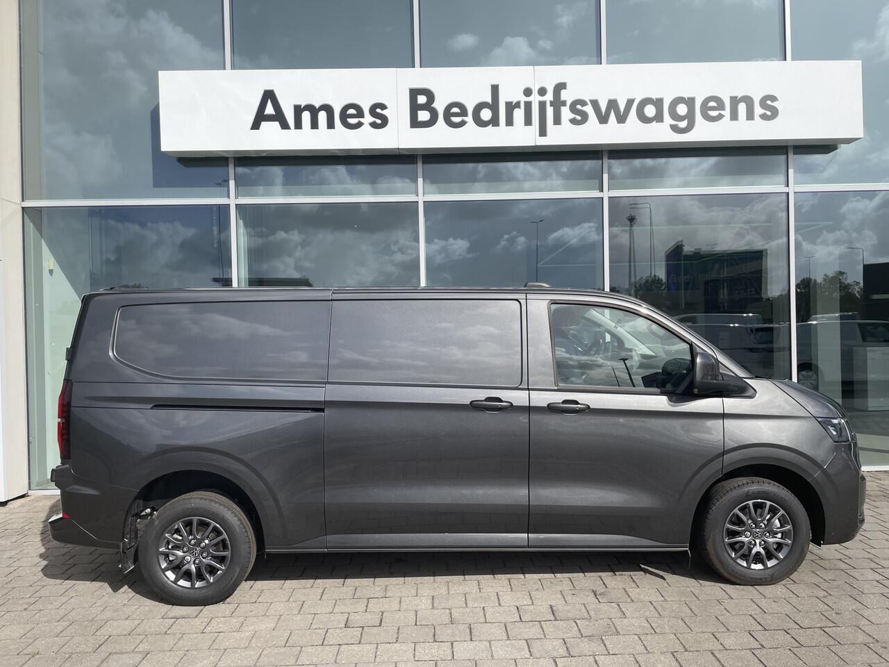 Volkswagen TRANSPORTER 2.0 TDI L2H 30 Style 150PK automaat | styling accessoires nog gemonteerd