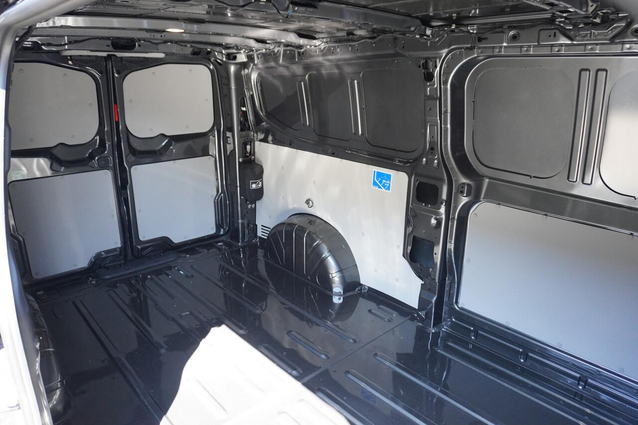 Volkswagen TRANSPORTER 2.0 TDI L2H1 30 Style 150 pk, Navigatie, Climatronic, PDV V + A, Achteruitrijcamera