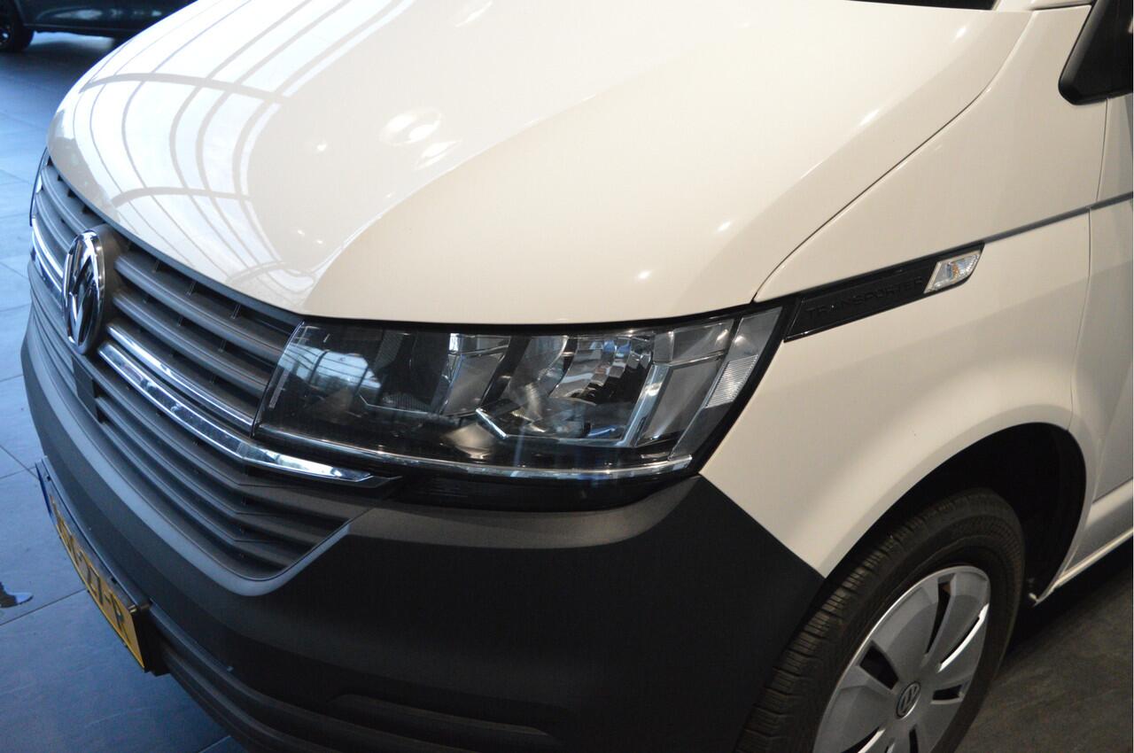 Volkswagen TRANSPORTER 2.0 TDI L2H1 airco cruise app connect trekhaak 150 pk !!