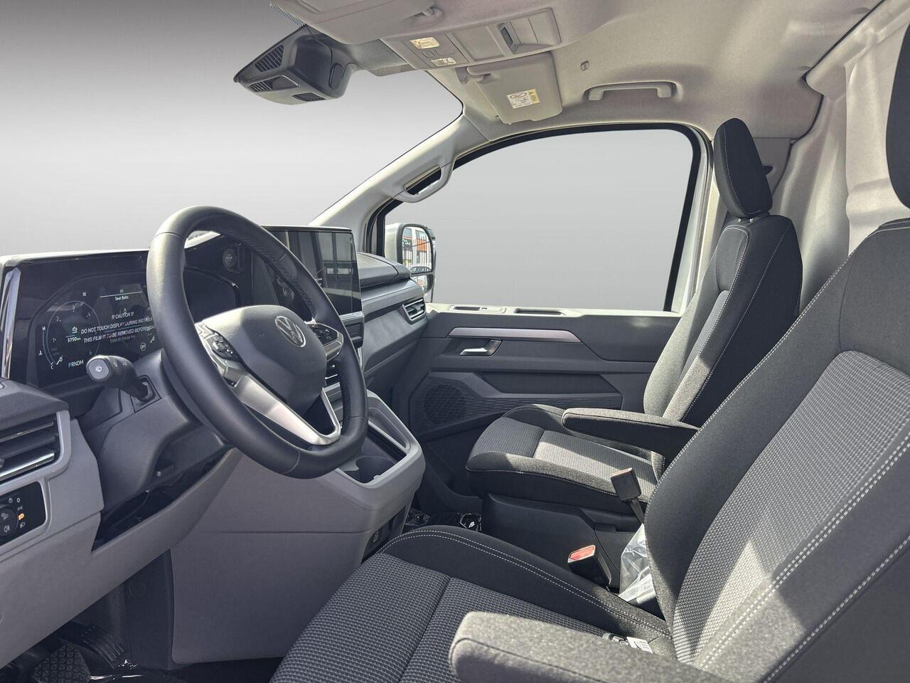 Volkswagen TRANSPORTER Bedrijfswagens Bulli L1 2.0 TDI EU6 125 kW 170 pk 8 versn. Auto | BPM vrij | Brandstoftank met vergrote inhoud, 70 ipv 55 liter | Parkeersensoren voor en achter met manoeuvreerrem (Park Distance Control) |