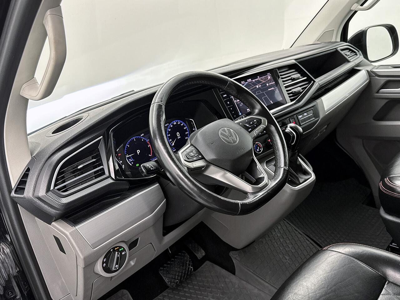 Volkswagen TRANSPORTER 2.0 TDI L2H1 32 DC Bulli ABT Bodykit 204pk Leder Dubbele cabine Virtual cockpit Navigatie