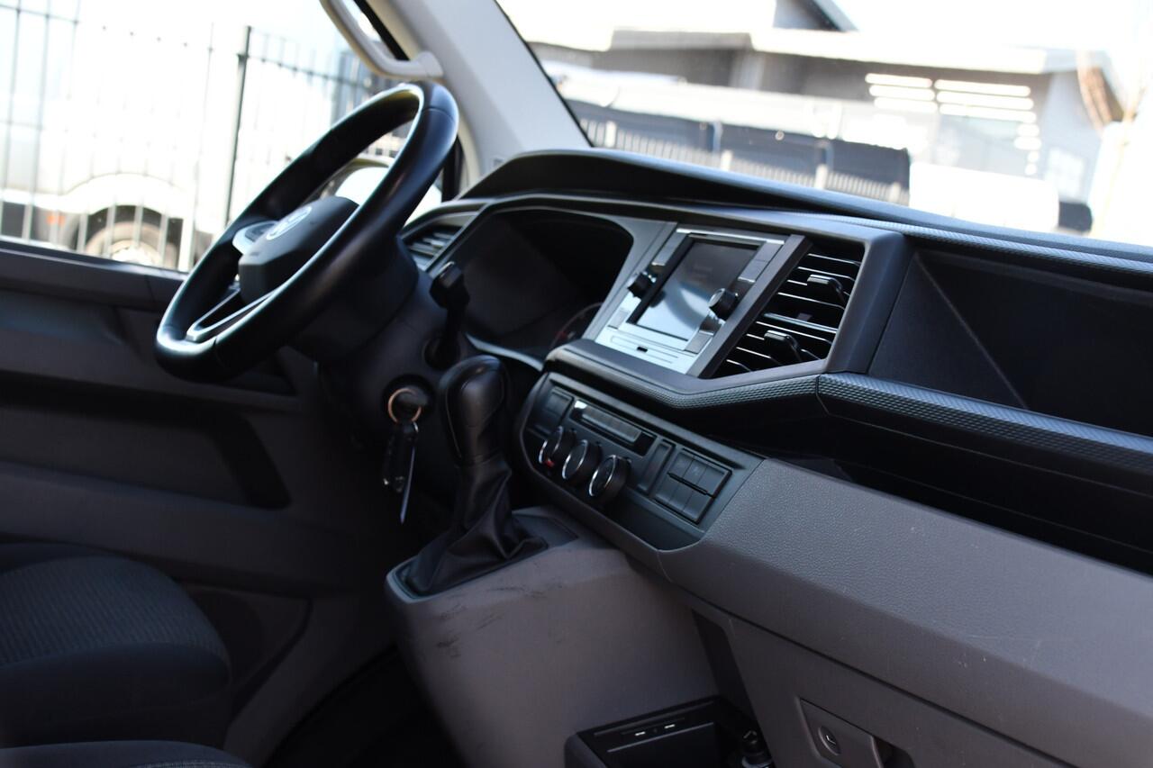 Volkswagen TRANSPORTER 2.0 TDI L1H1 30 Highline PB Edition Adaptieve Cruise, Camera, Carplay, 150PK, LED, Sensoren, Automaat, Multimedia, UNIEK!