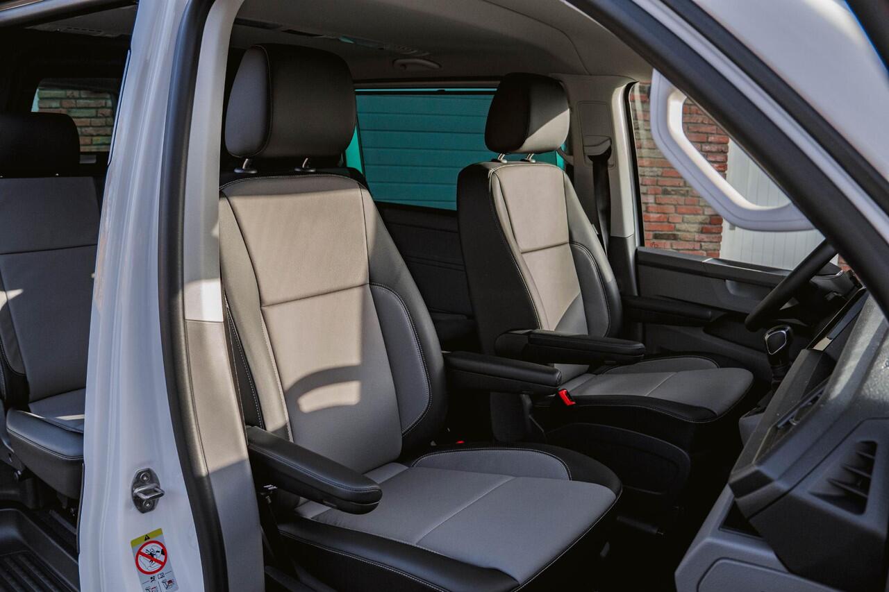 Volkswagen TRANSPORTER 2.0 TDI 204 pk L2H1 Highline 2x Elek. Schuifdeur Leder Duo, Parkeerhulp, LED, Navi, Elek. Achterklep, 5-Zits