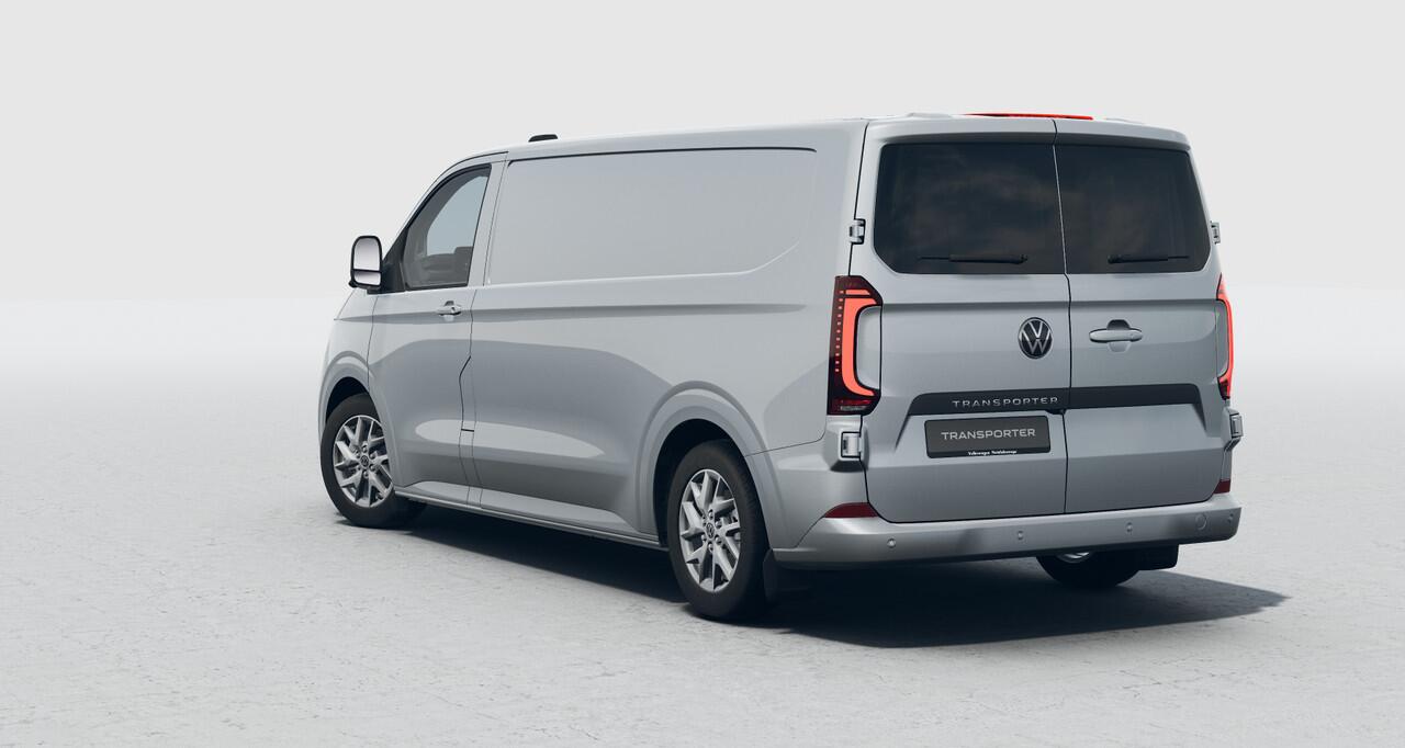 Volkswagen TRANSPORTER T7 2.5 eHybrid 233pk L2 Bulli T7 2.5 eHybrid 233pk L2 Bulli | Plug-in Hybrid | Stoel + stuurverwarming | Adaptieve Cruise Control |
